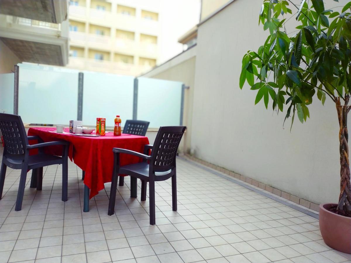 Residence Hotel Rubino Fogliano Marina Exterior photo